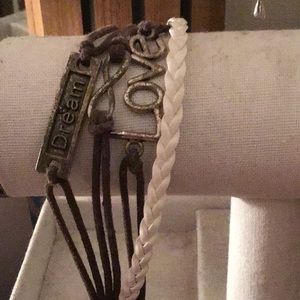 Dream, Love bracelet